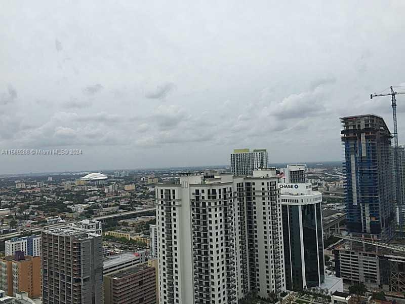 1100 S MIAMI AV Unit: 3908