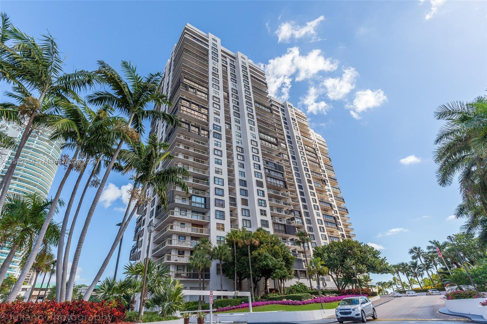 2333 Brickell Ave # 1110