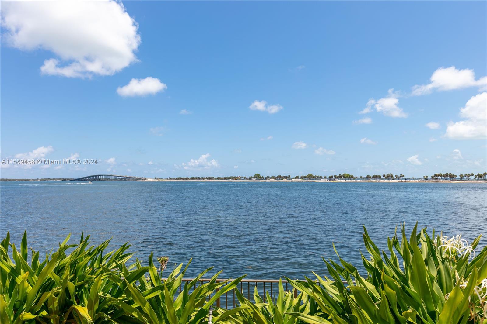 2333 Brickell Ave # 1110