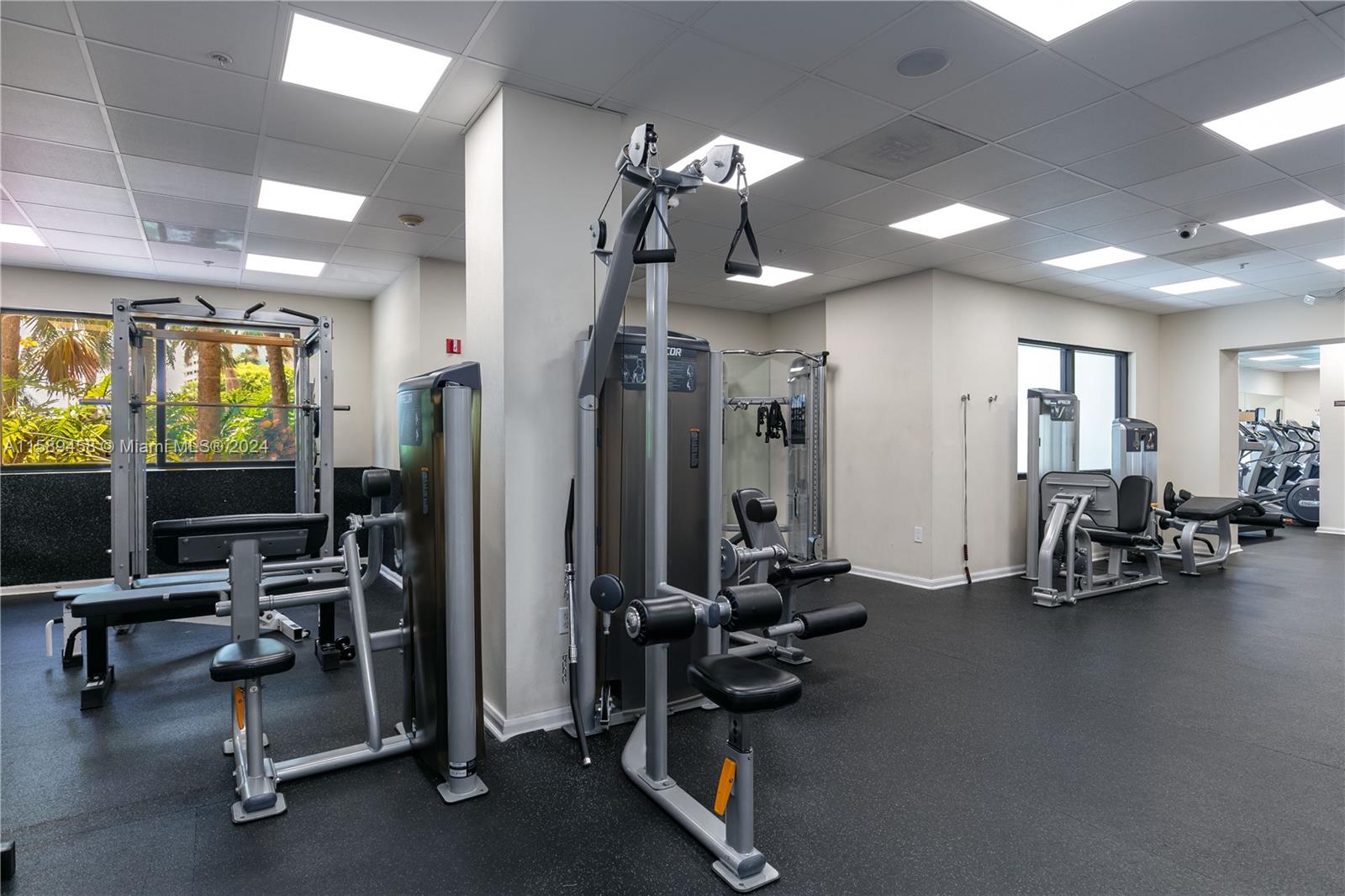 2333 Brickell Ave # 1110