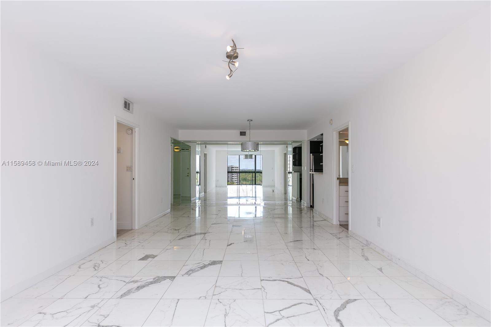 2333 Brickell Ave # 1110