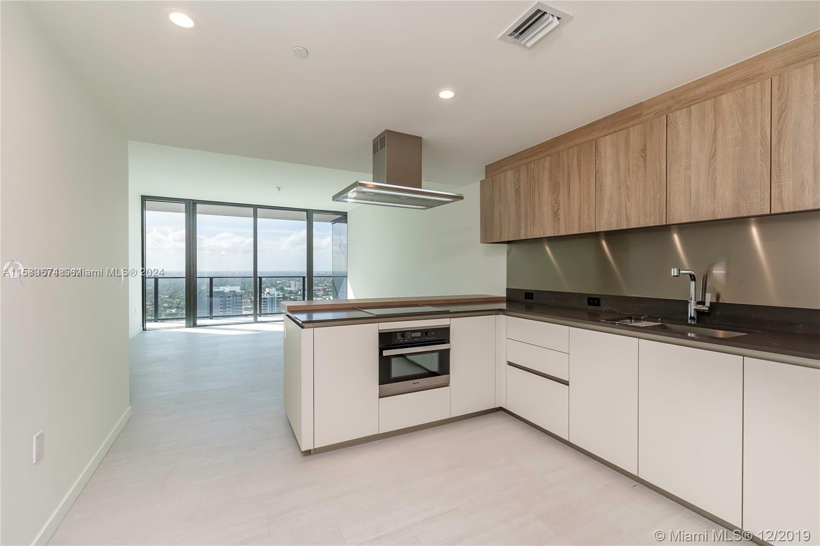 1000 Brickell Plaza # 2804