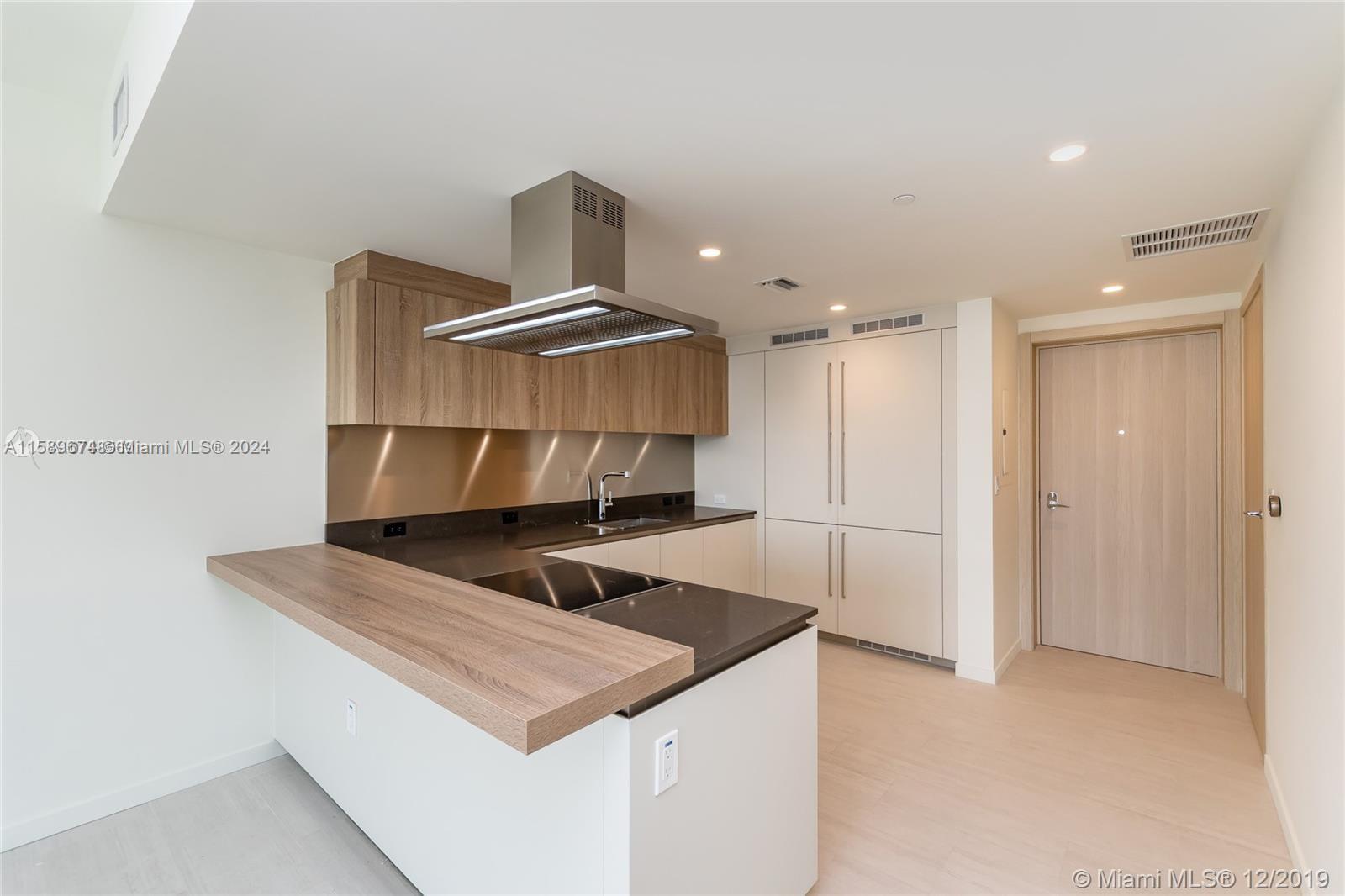 1000 Brickell Plaza # 2804