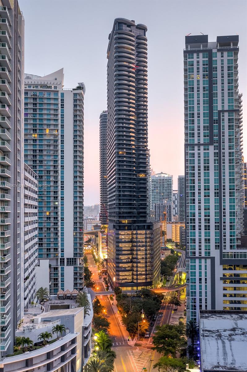 1000 Brickell Plaza # 2804