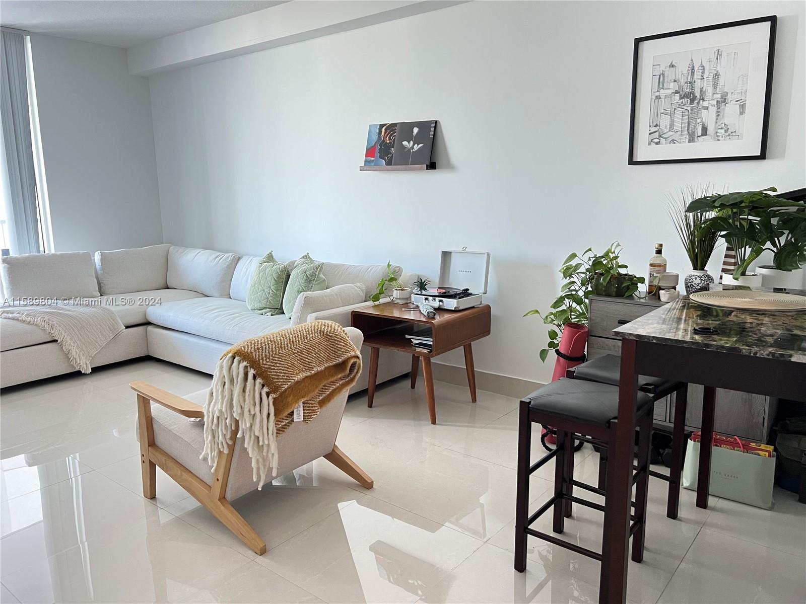 1250 S Miami Ave Unit: 1113
