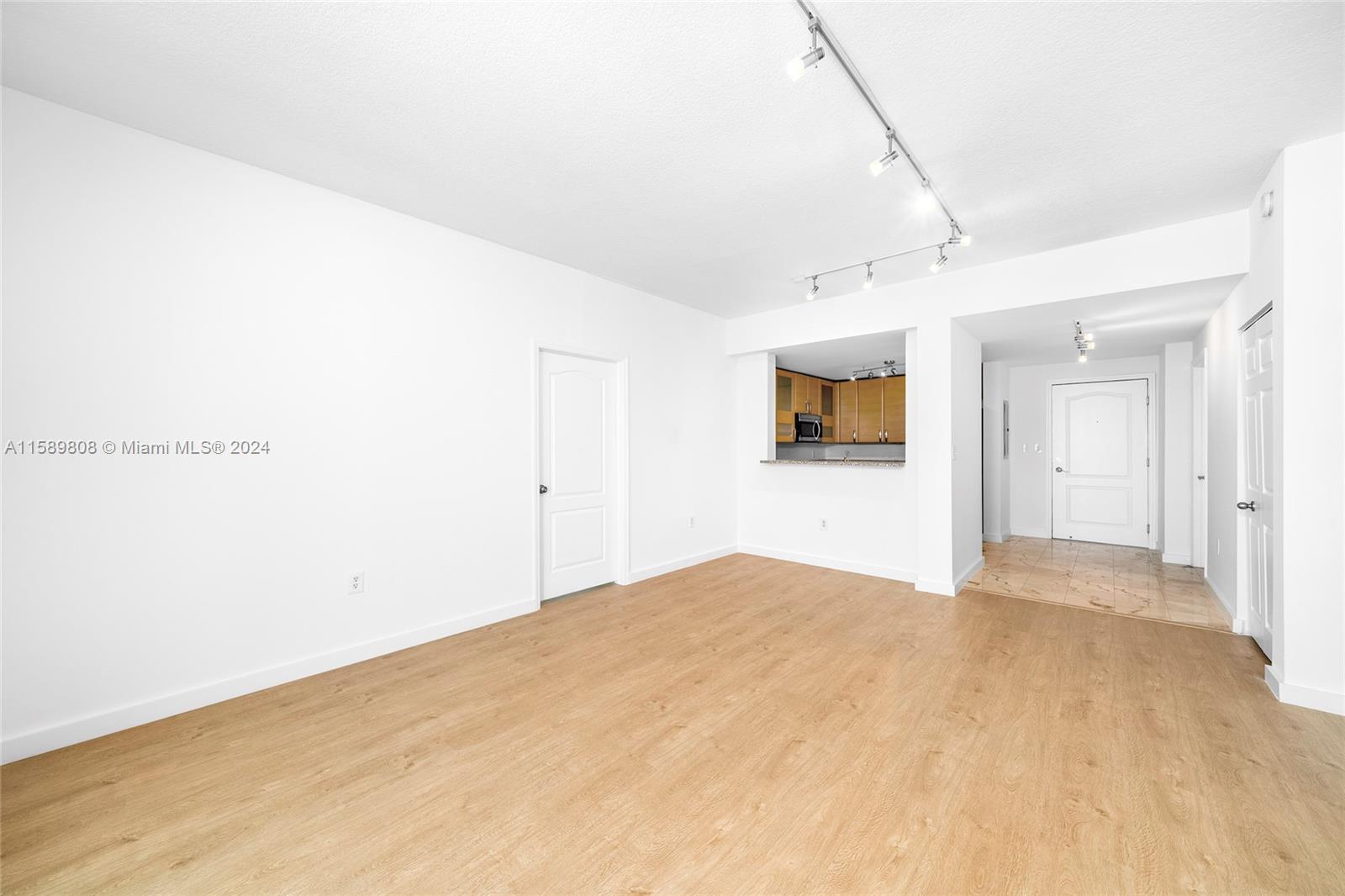 2101 Brickell Ave # 3503