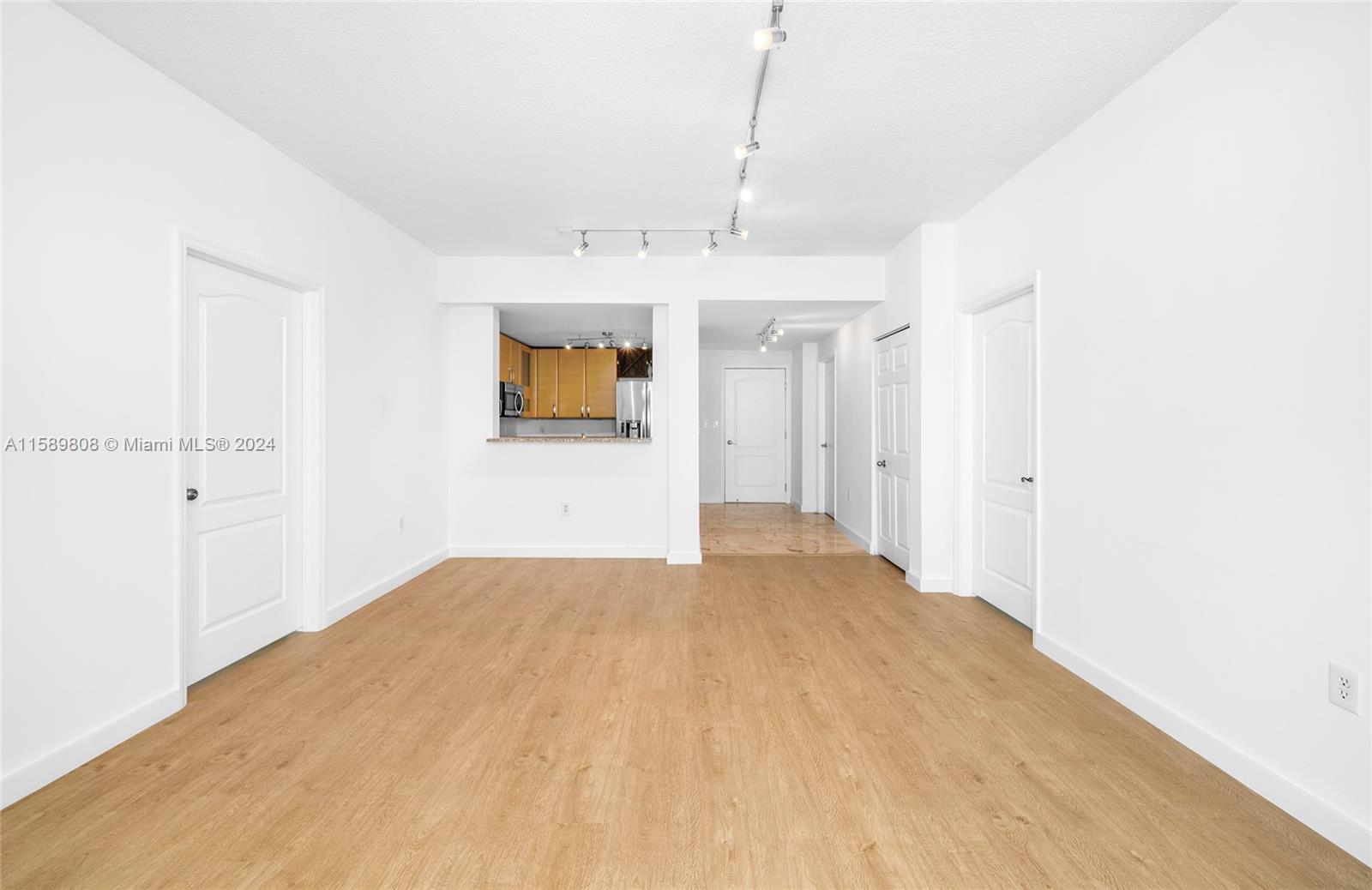 2101 Brickell Ave # 3503