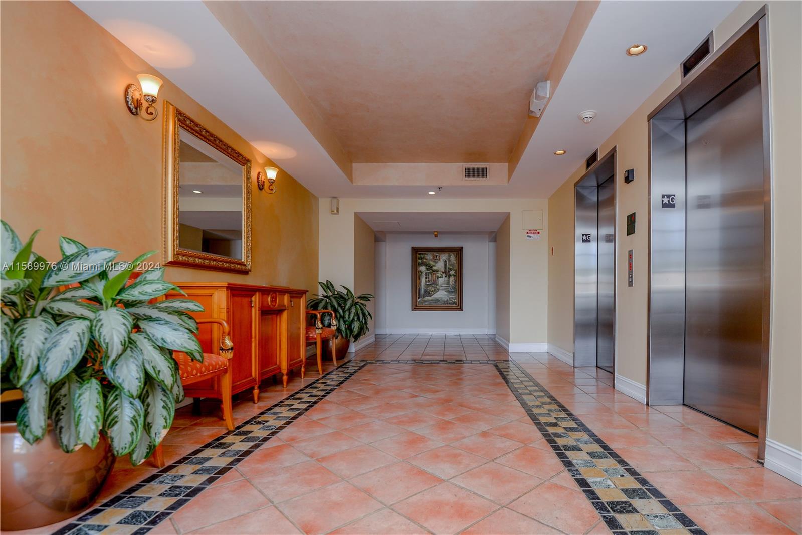 19601 E Country Club Dr # 7103