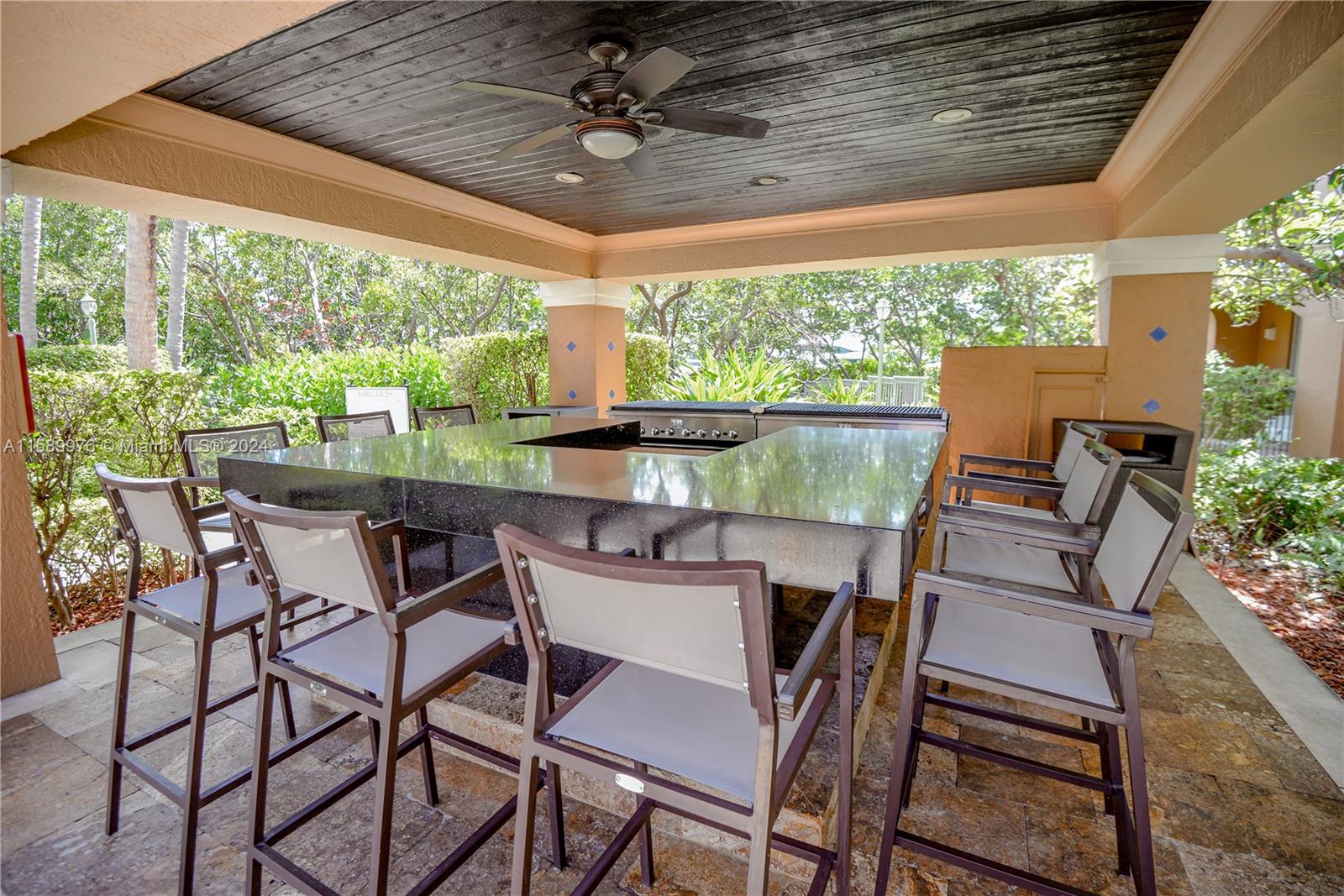 19601 E Country Club Dr # 7103