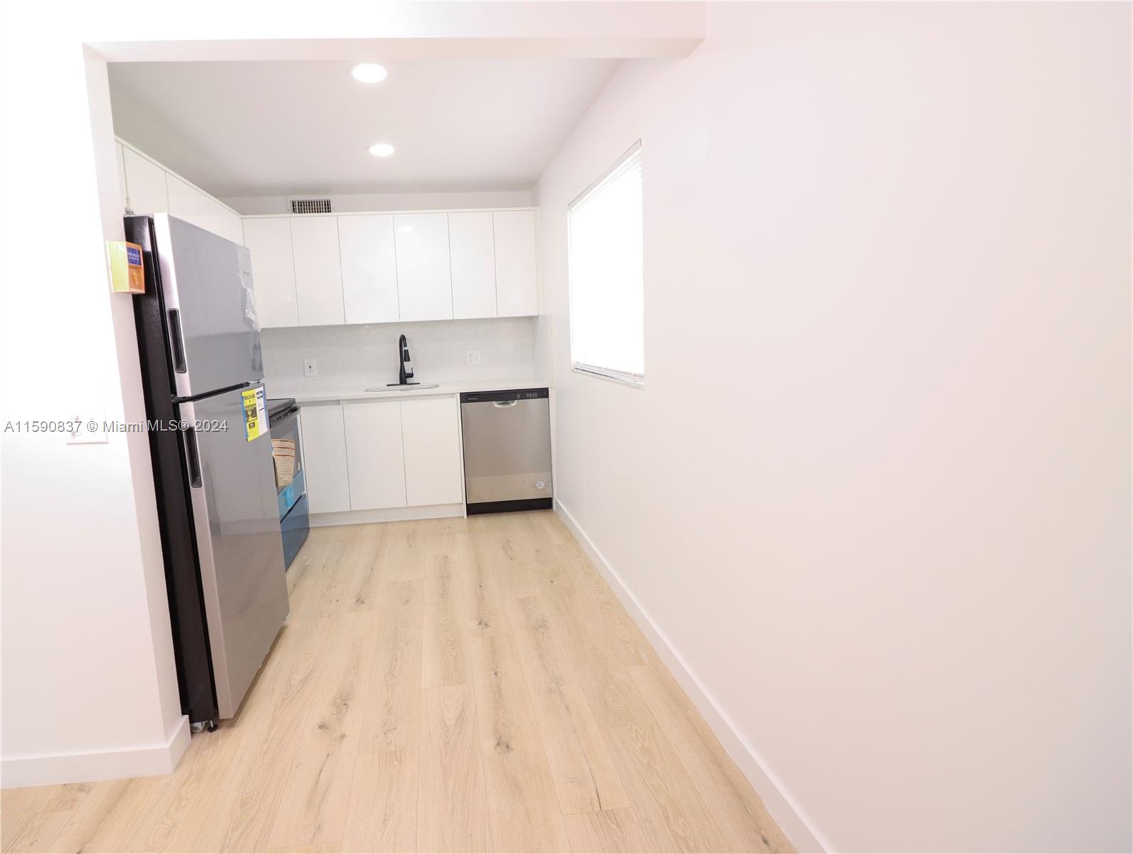 13300 SW 1st St # 204O