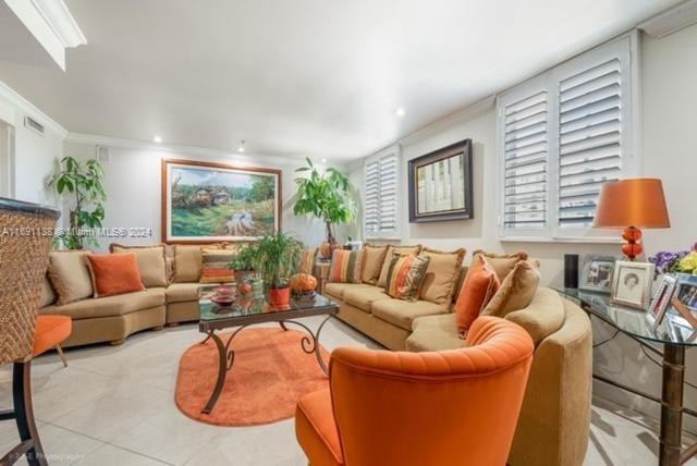 1400 Salzedo St # 305