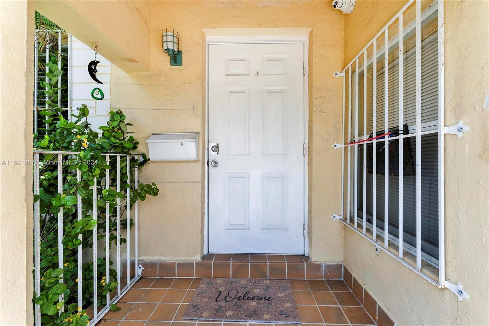 1598 SW 25th Ave