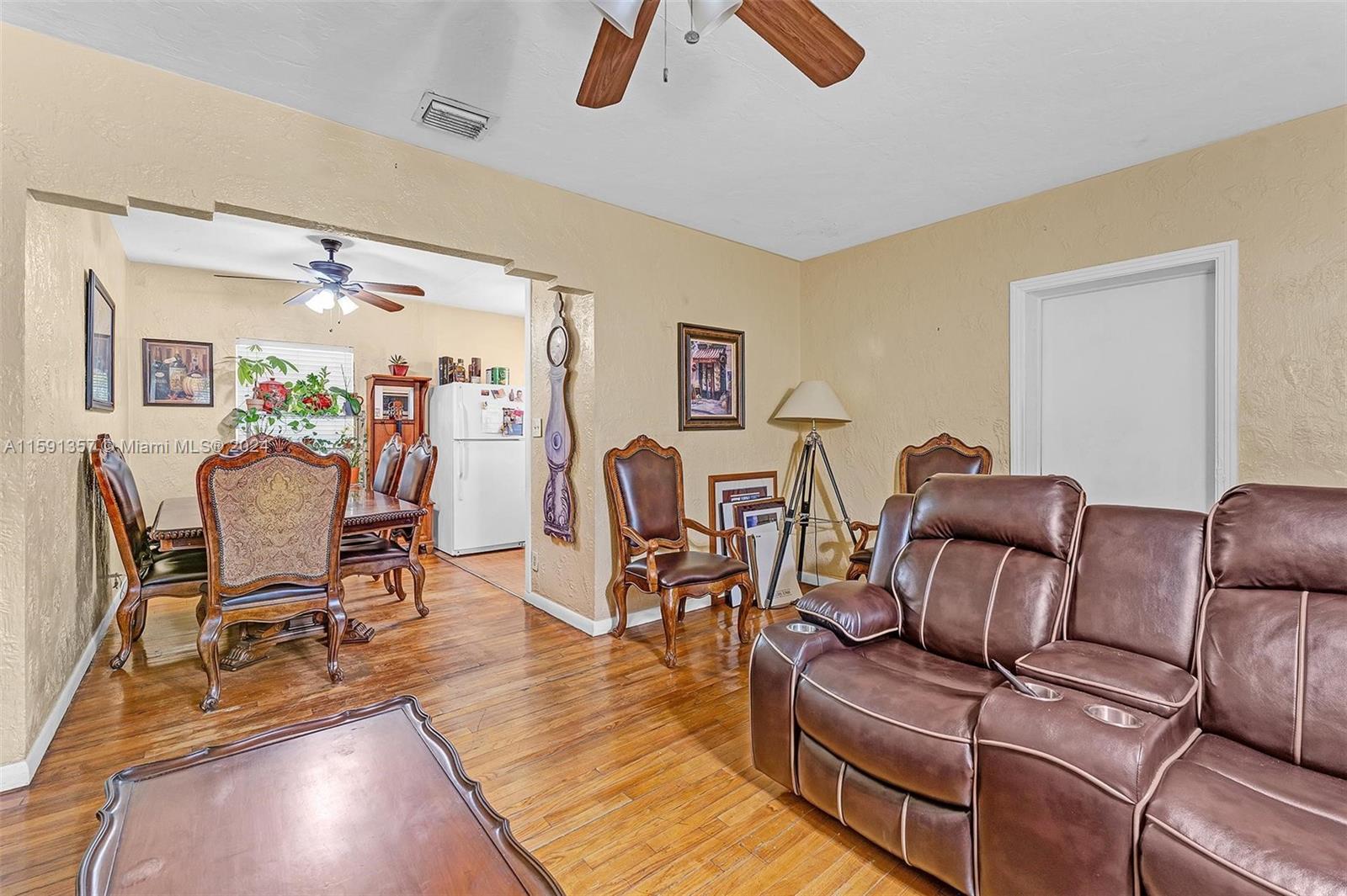 1598 SW 25th Ave