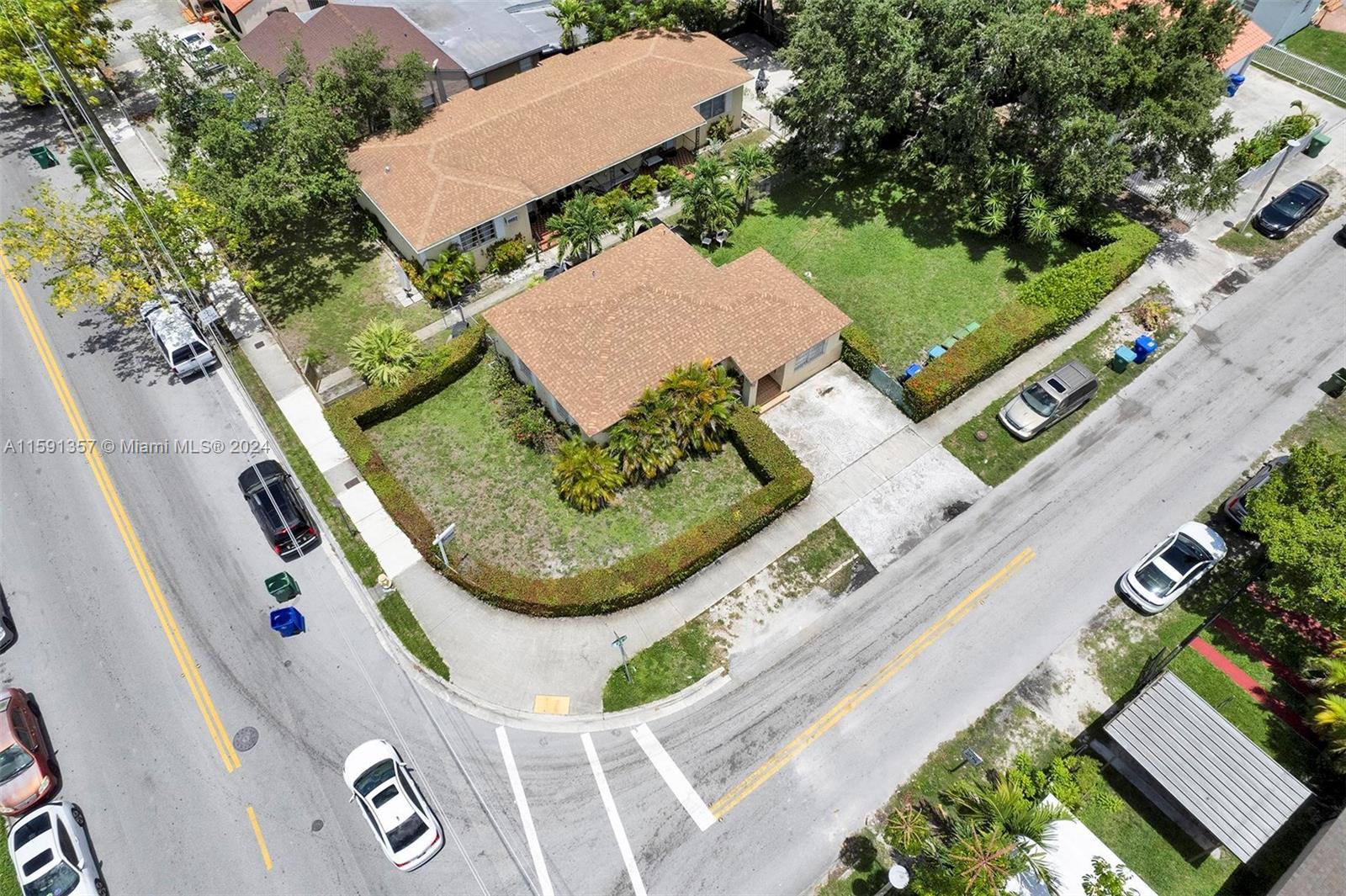 1598 SW 25th Ave
