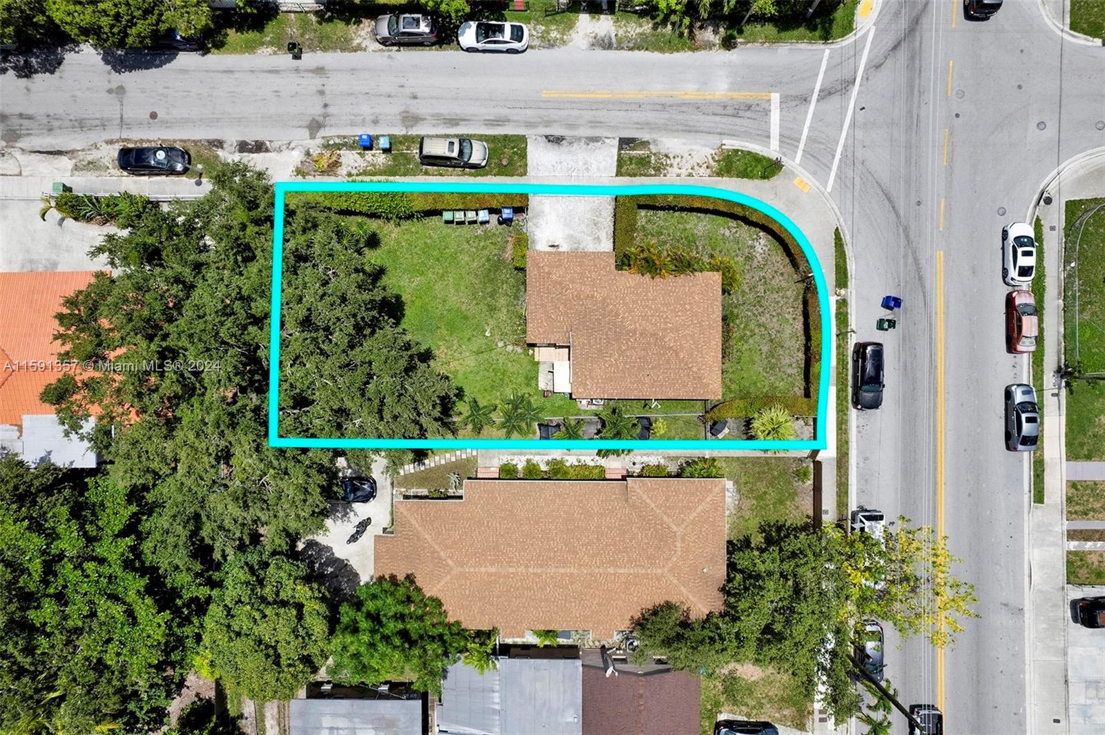 1598 SW 25th Ave