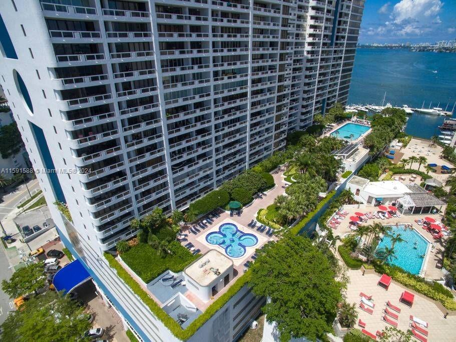 1717 N Bayshore Dr # 3756 Unit: A-3756