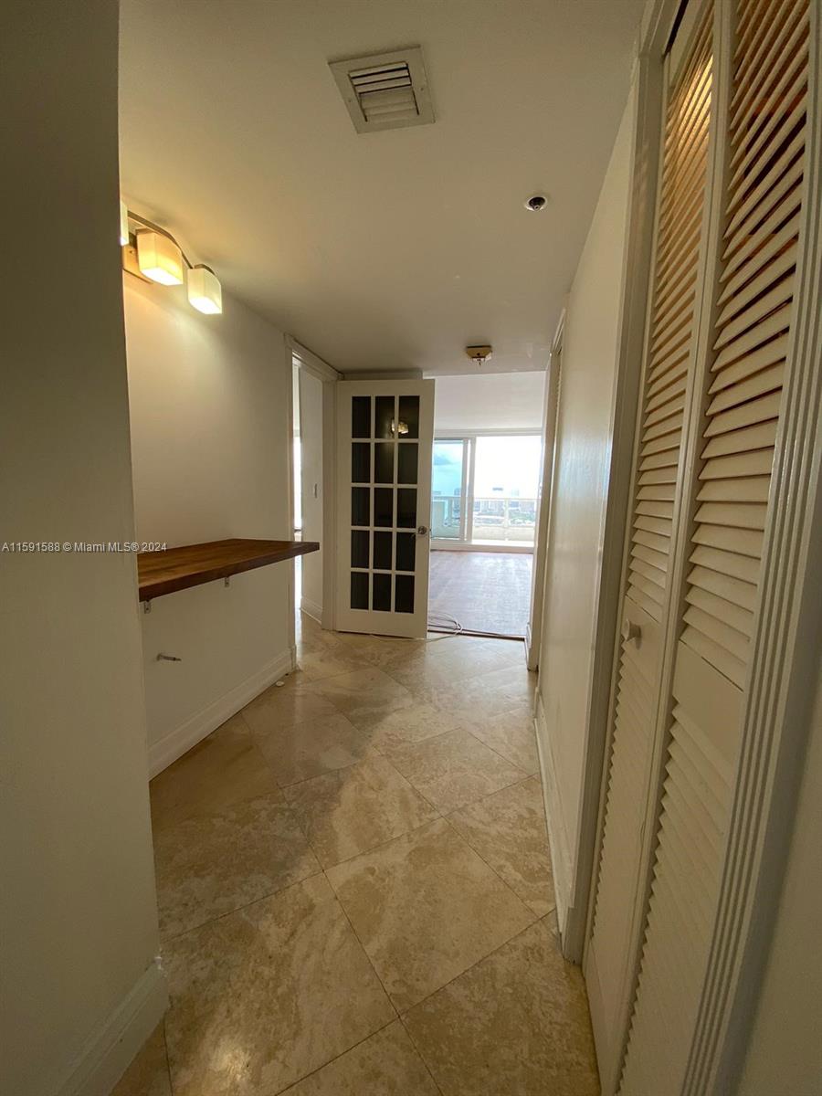 1717 N Bayshore Dr # 3756 Unit: A-3756