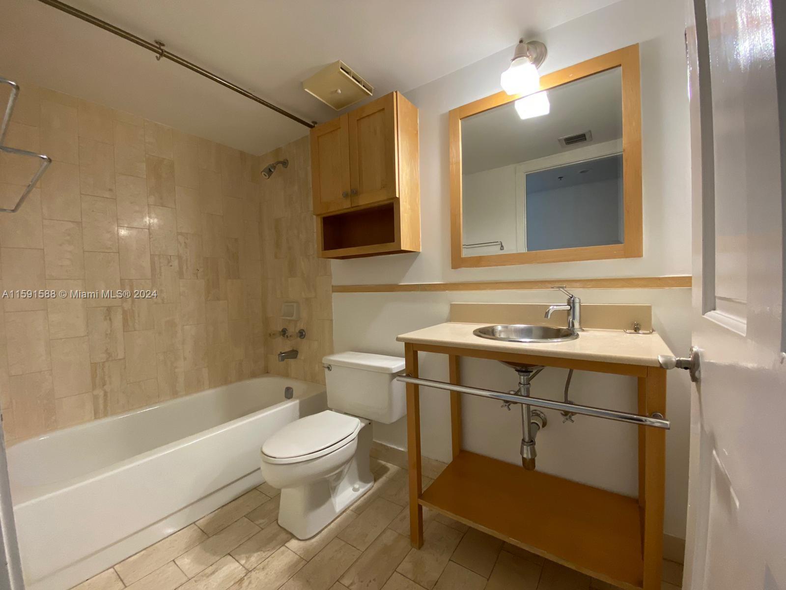 1717 N Bayshore Dr # 3756 Unit: A-3756