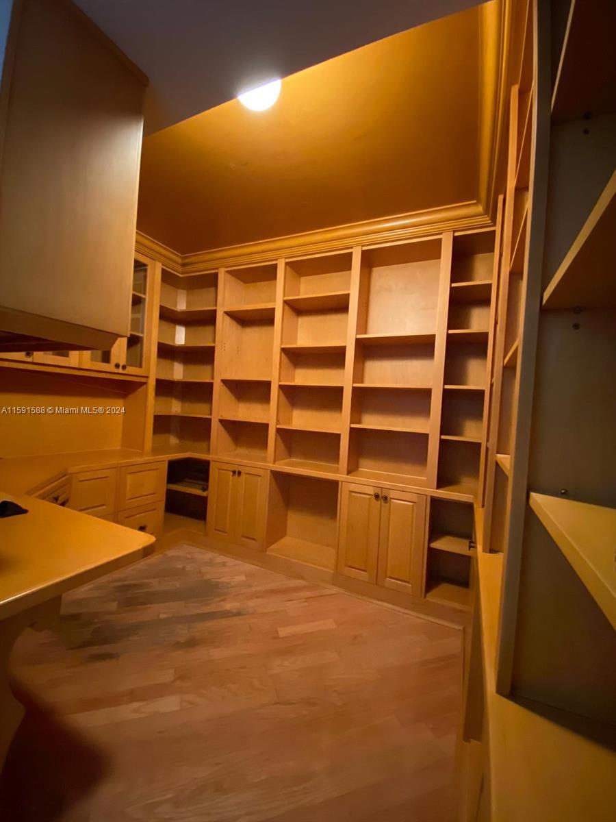 1717 N Bayshore Dr # 3756 Unit: A-3756