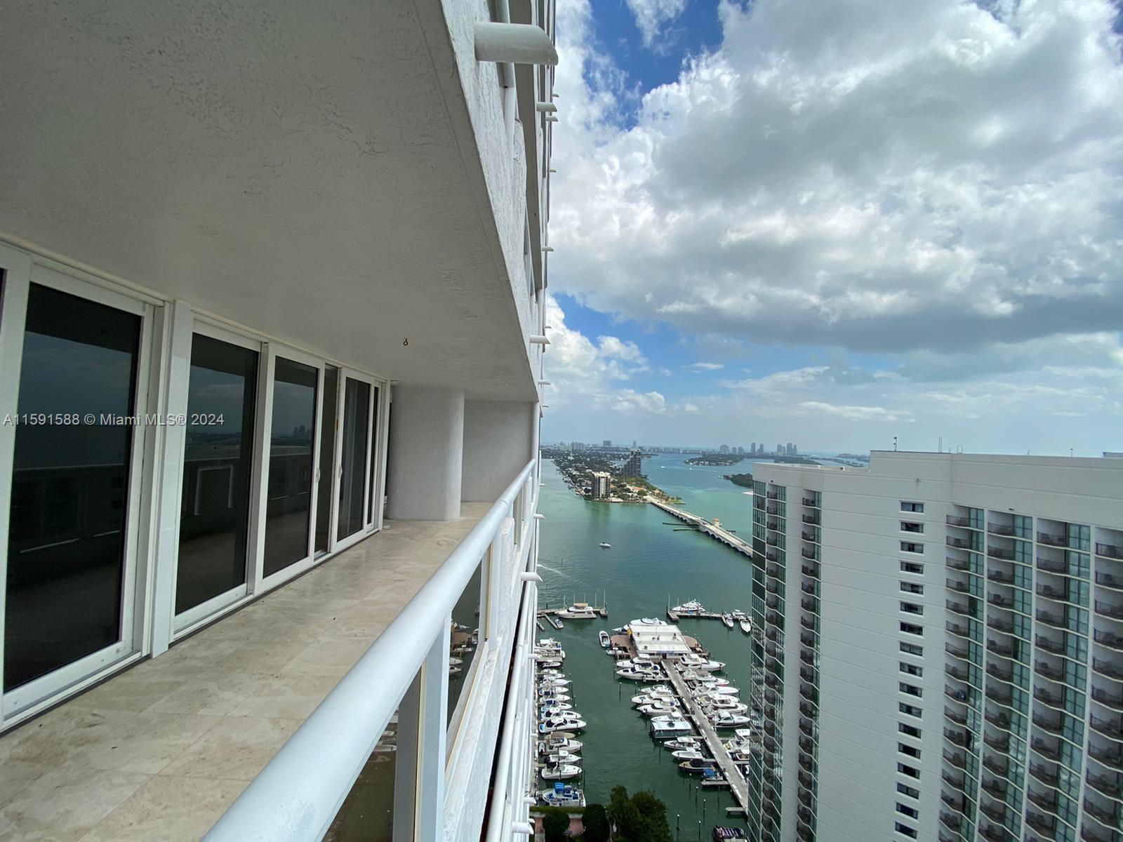 1717 N Bayshore Dr # 3756 Unit: A-3756