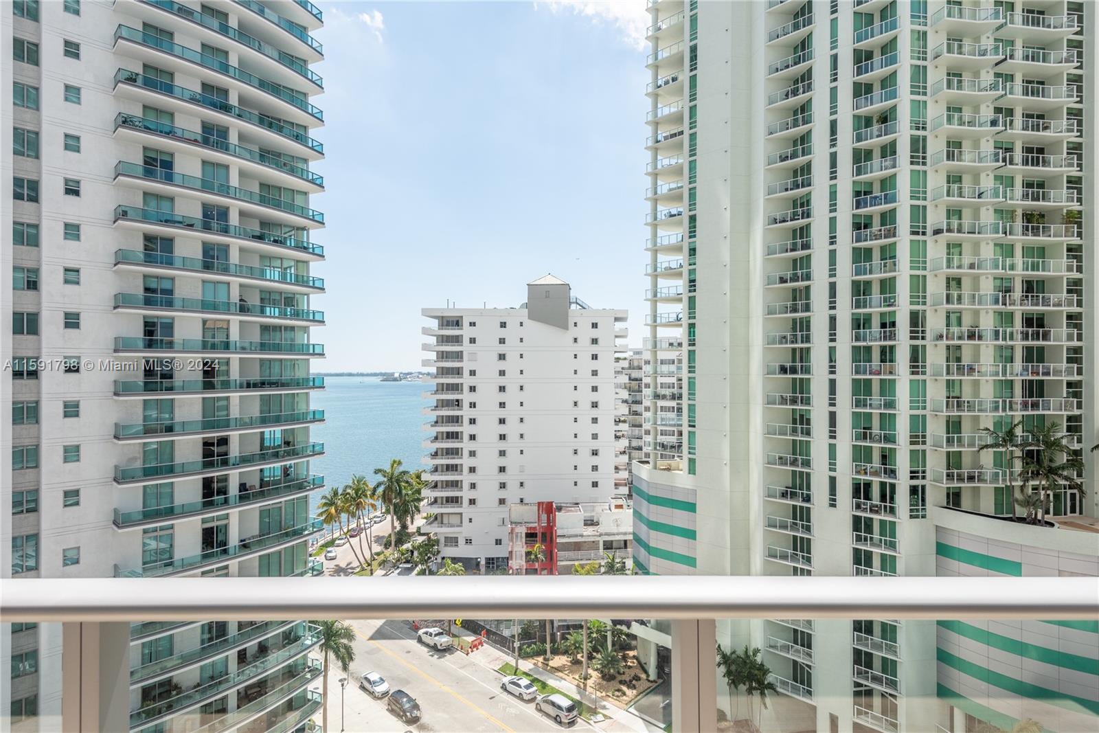 1300 Brickell Bay Dr # 1207