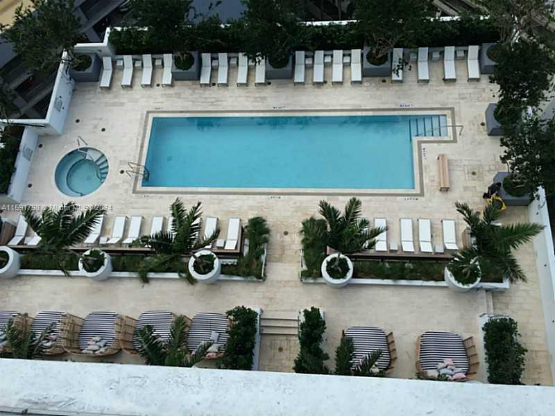 1300 Brickell Bay Dr # 1207