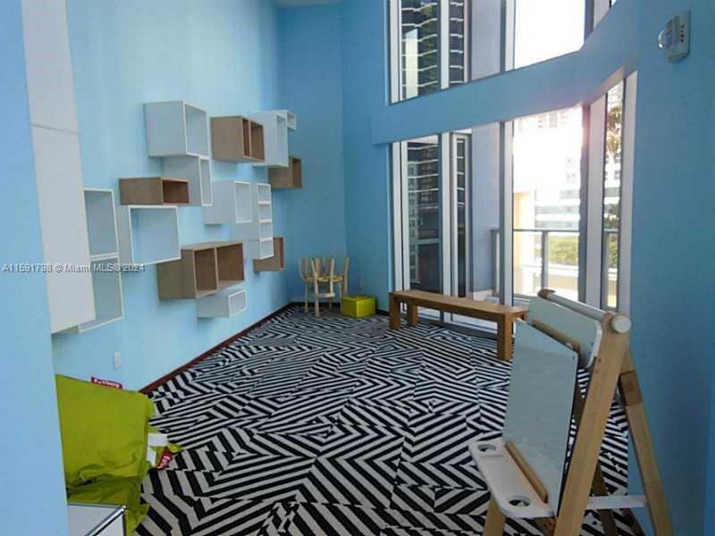 1300 Brickell Bay Dr # 1207