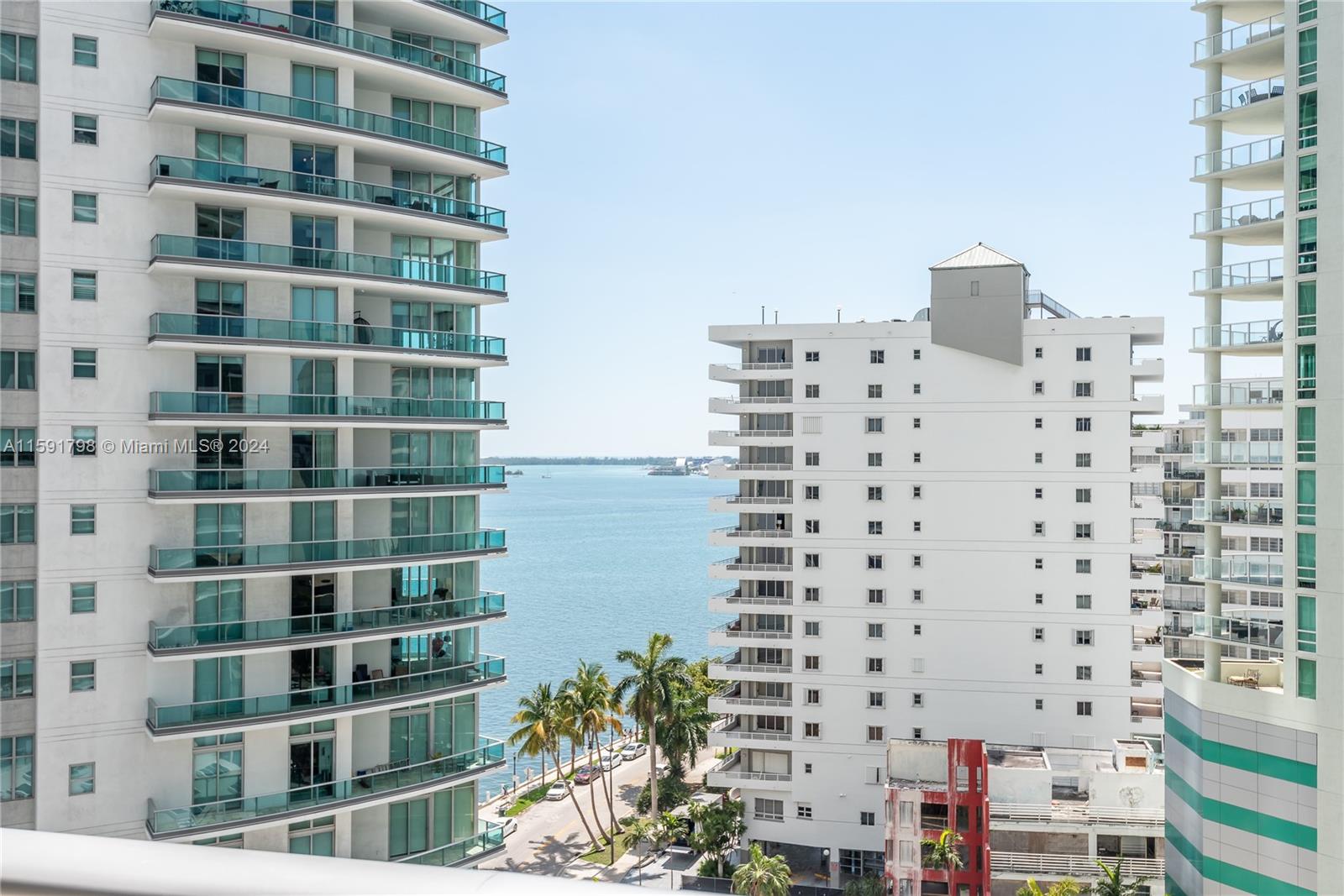 1300 Brickell Bay Dr # 1207