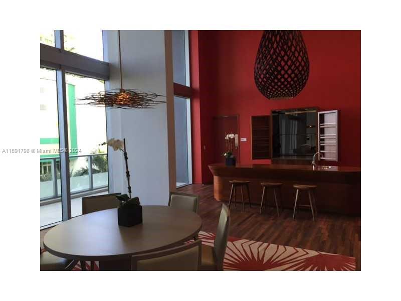 1300 Brickell Bay Dr # 1207