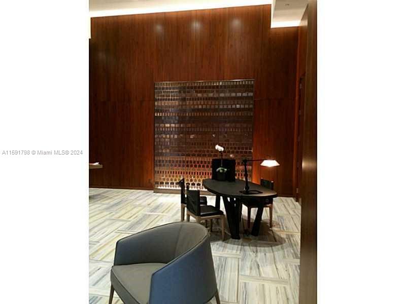 1300 Brickell Bay Dr # 1207