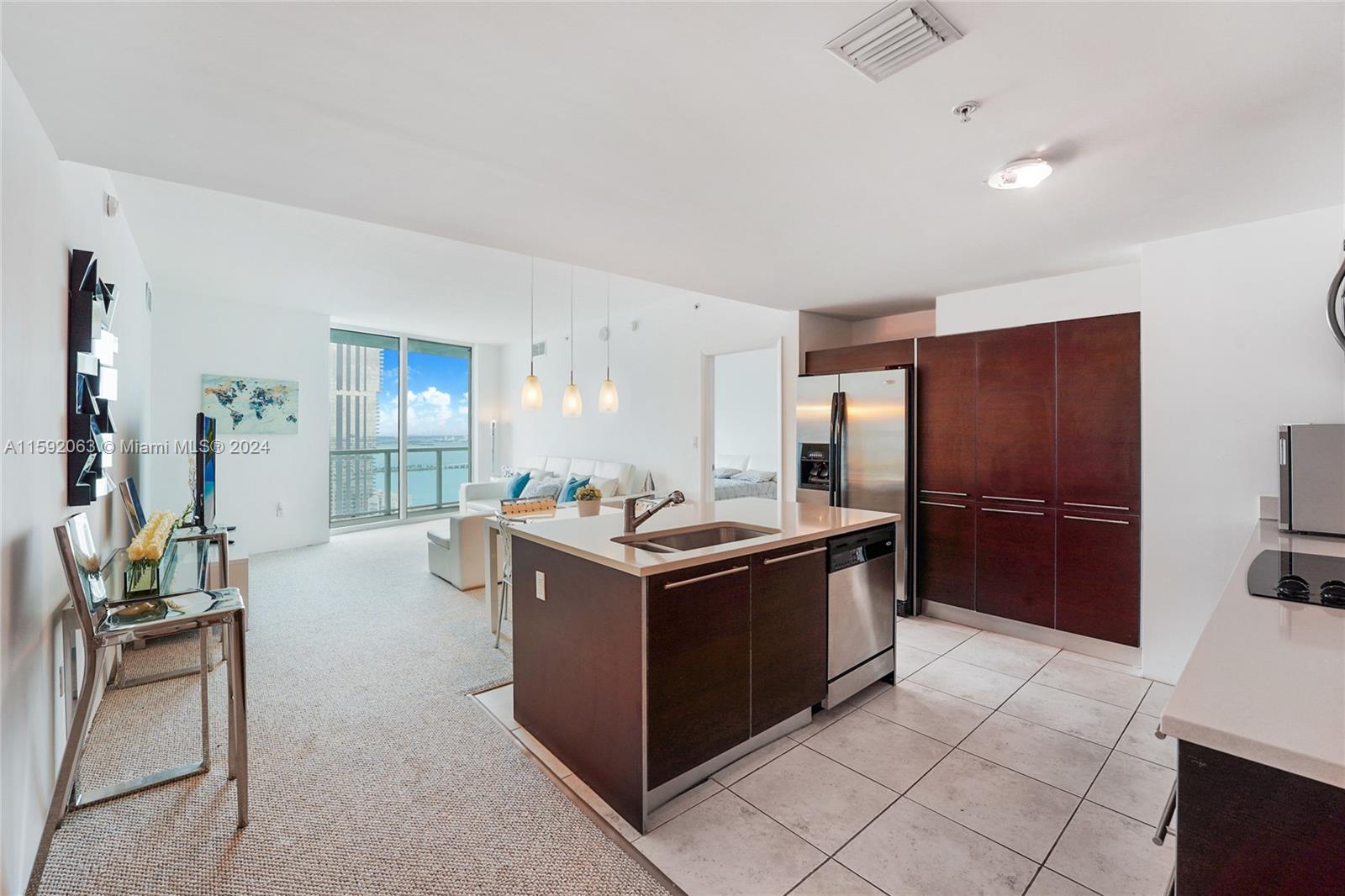 1900 N Bayshore Dr # 3904