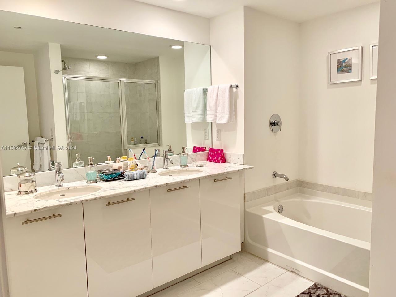 951 Brickell Ave # 510