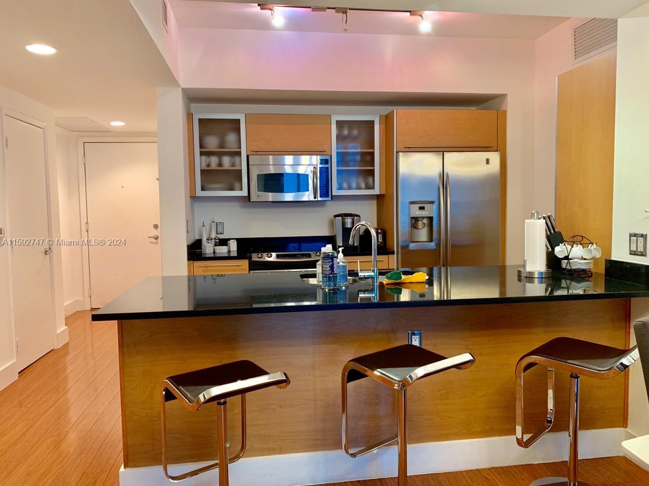 951 Brickell Ave # 510