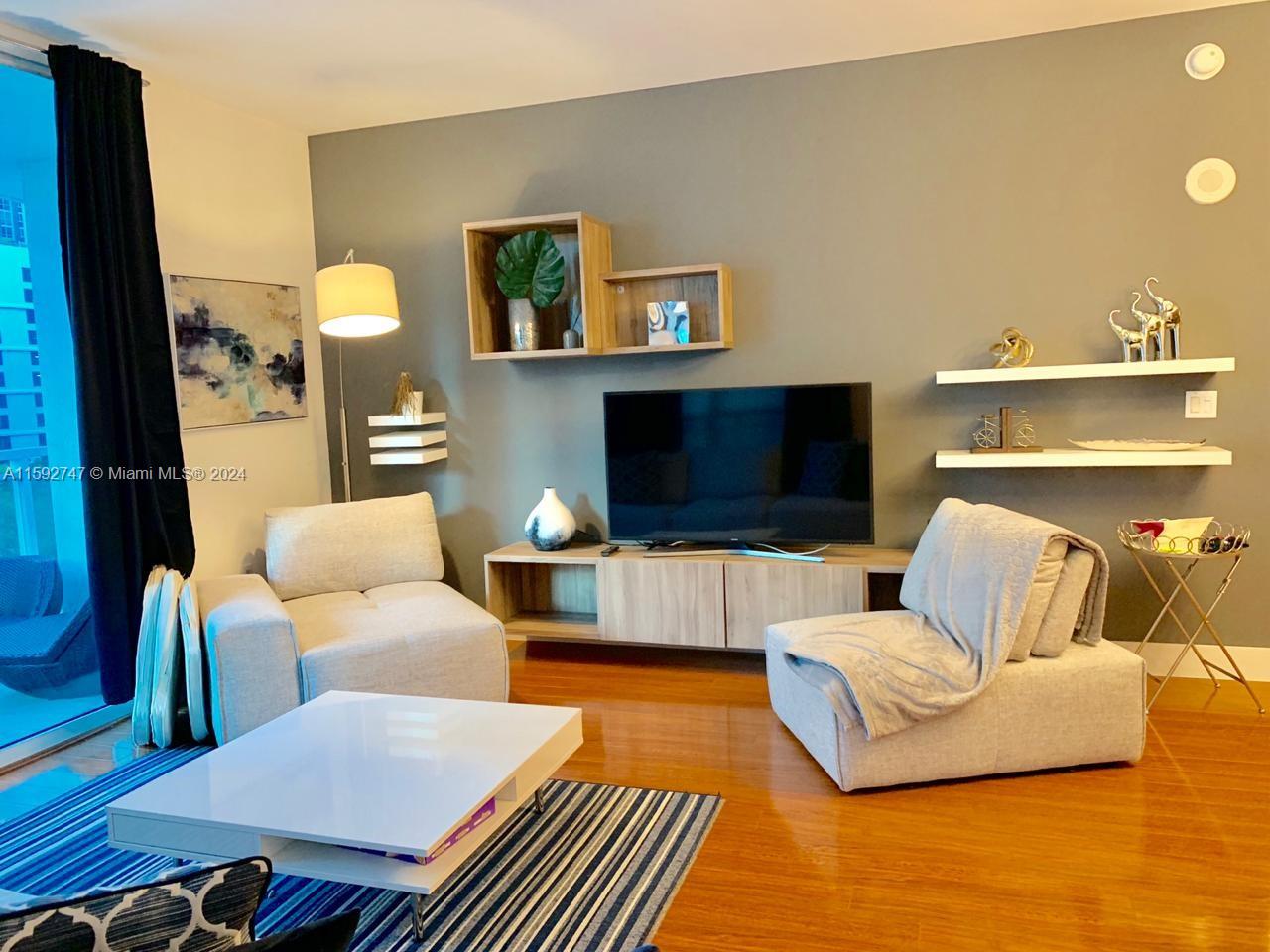 951 Brickell Ave # 510