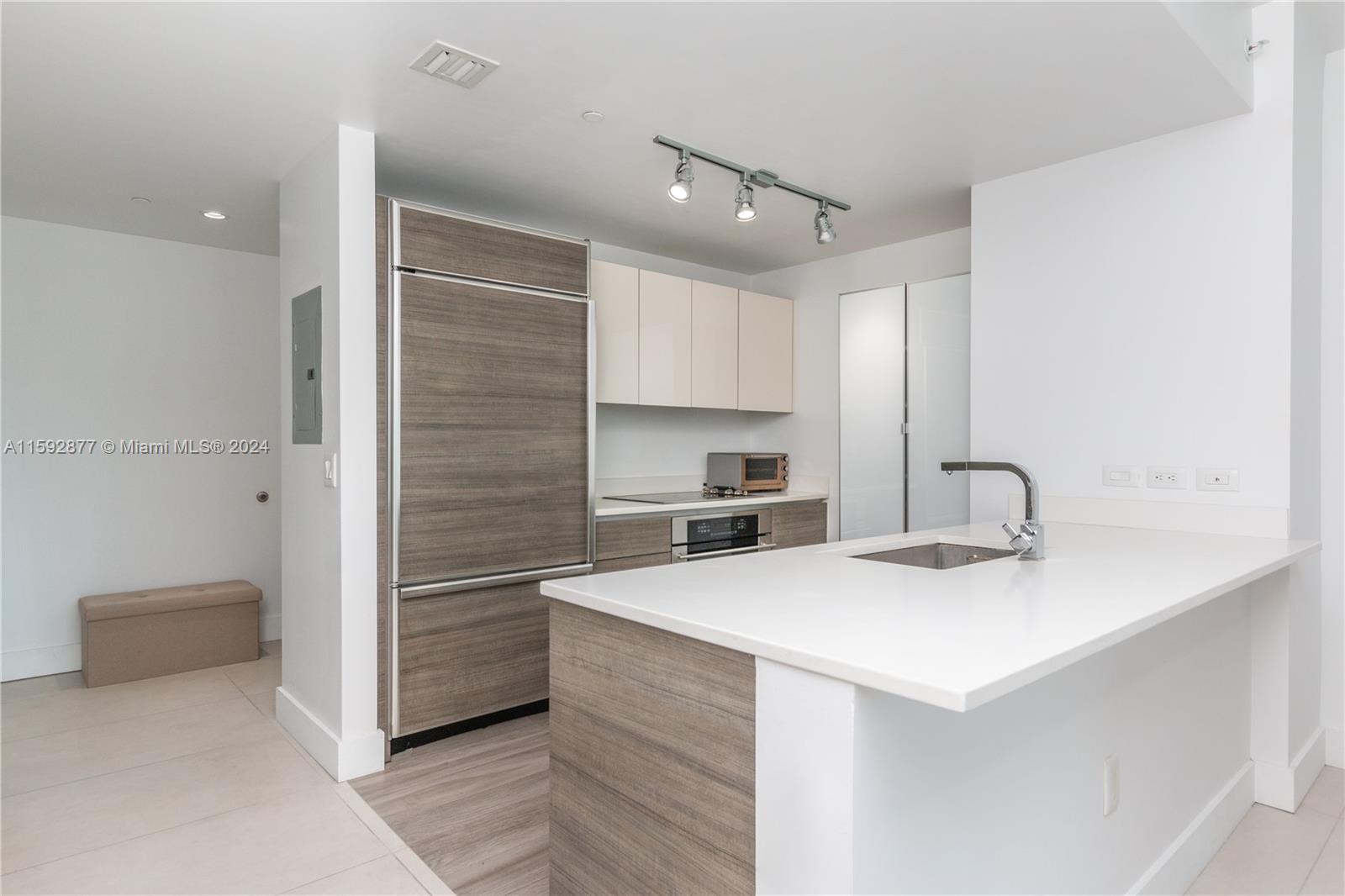 1100 S Miami Ave Unit: 702