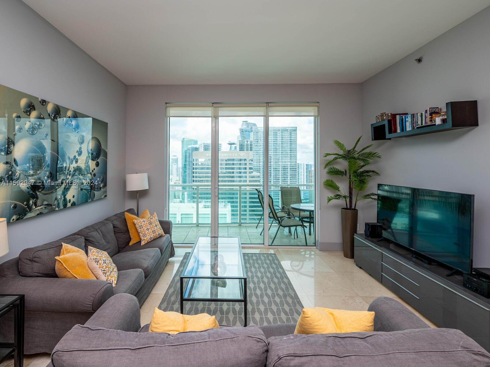 950 Brickell Bay Dr # 4104
