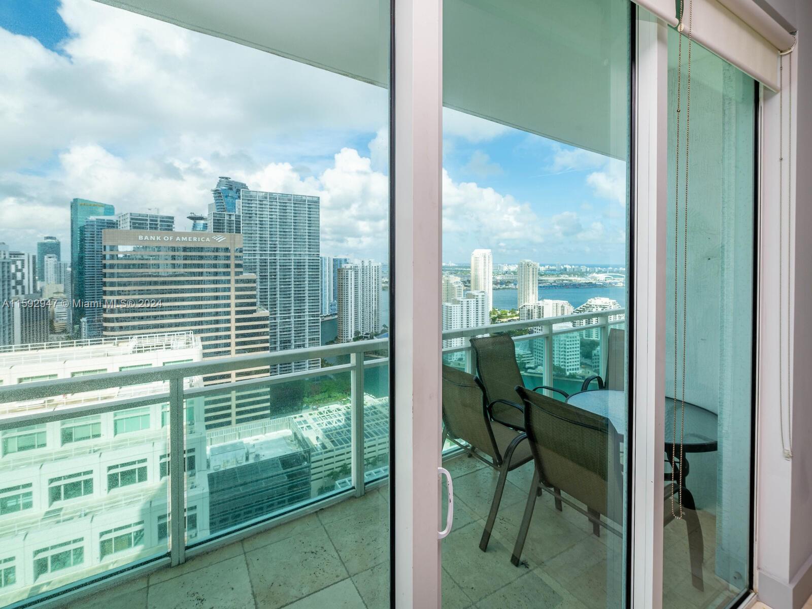 950 Brickell Bay Dr # 4104