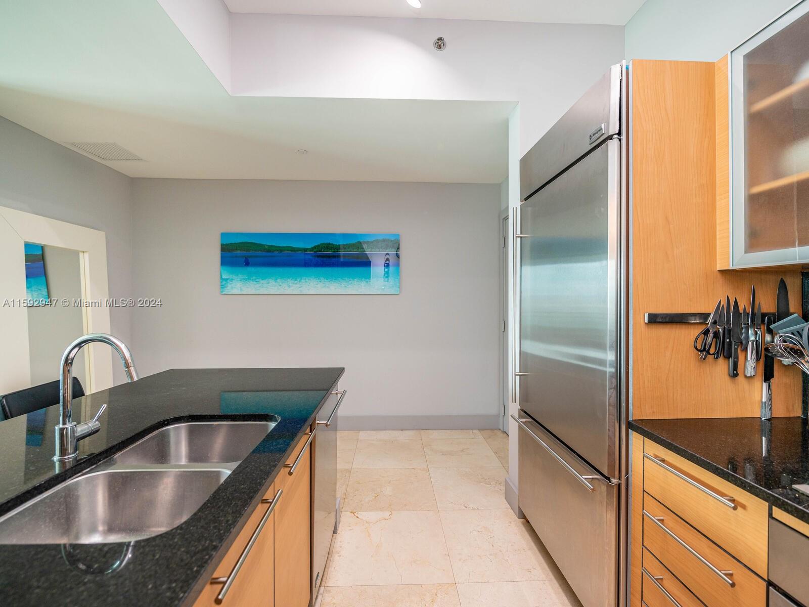 950 Brickell Bay Dr # 4104