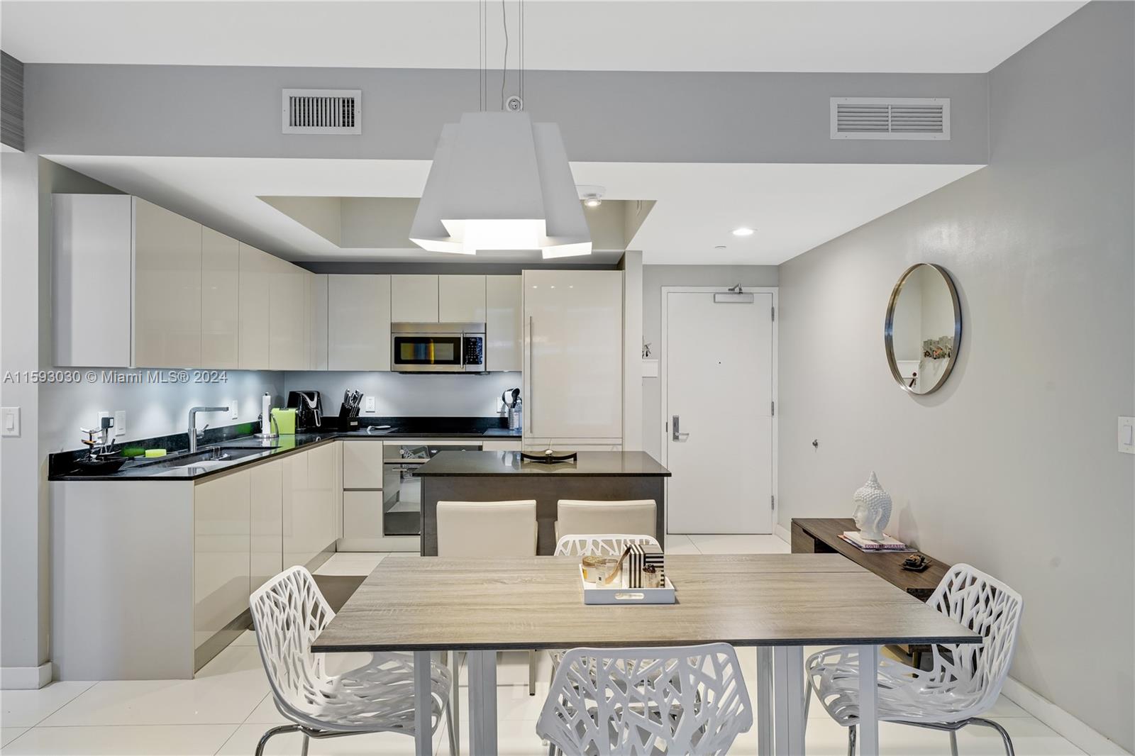 1010 Brickell Ave # 3007