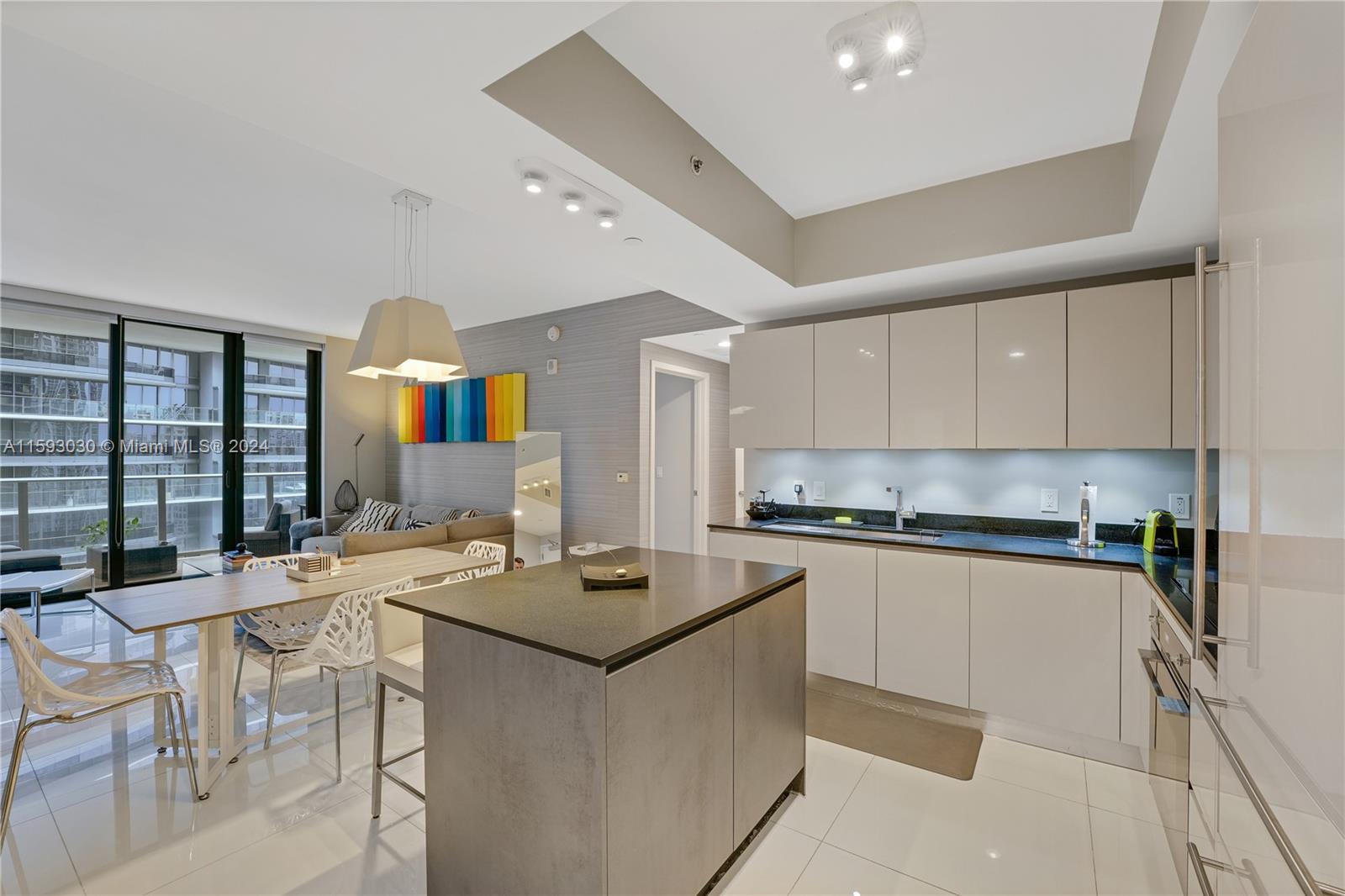 1010 Brickell Ave # 3007