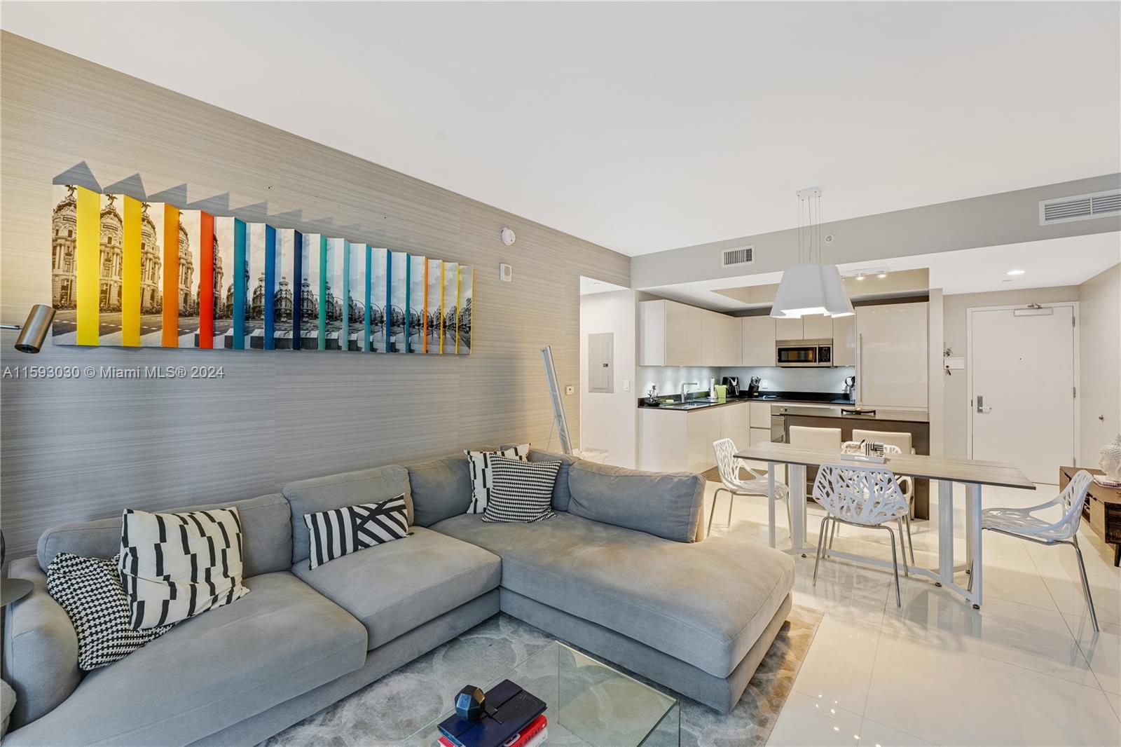 1010 Brickell Ave # 3007