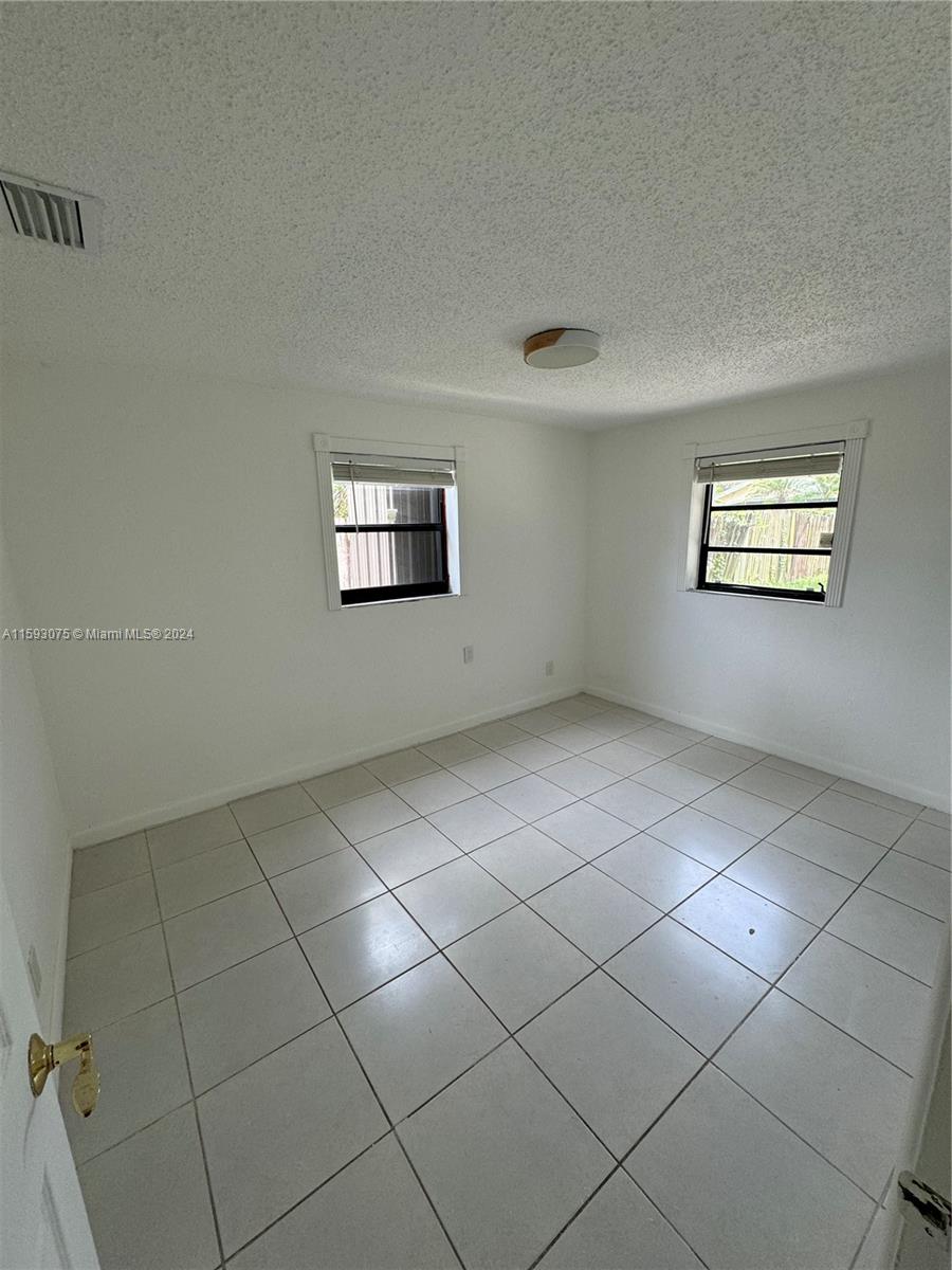5704 Cody St # 5704