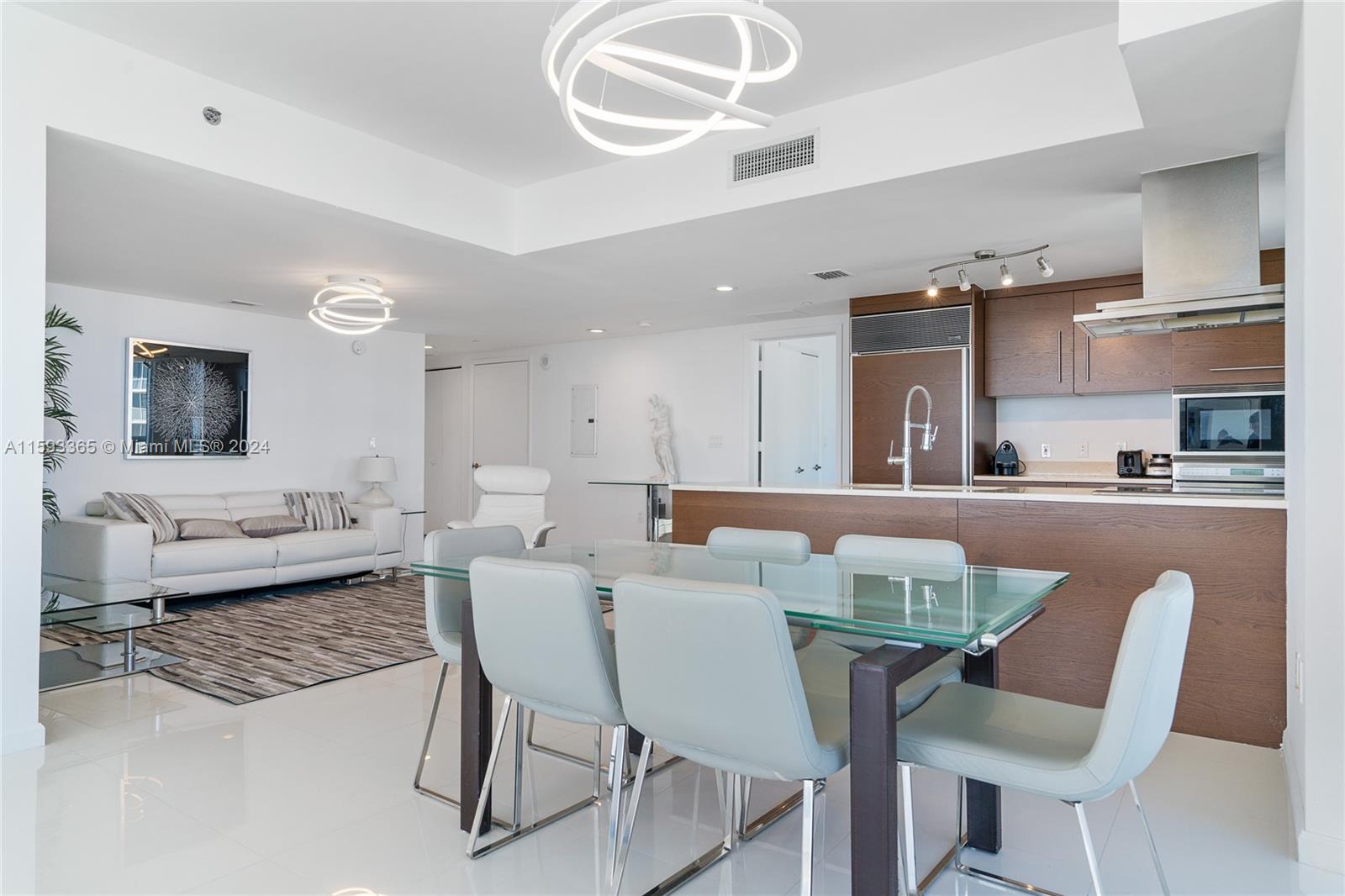 495 Brickell Ave # 4802