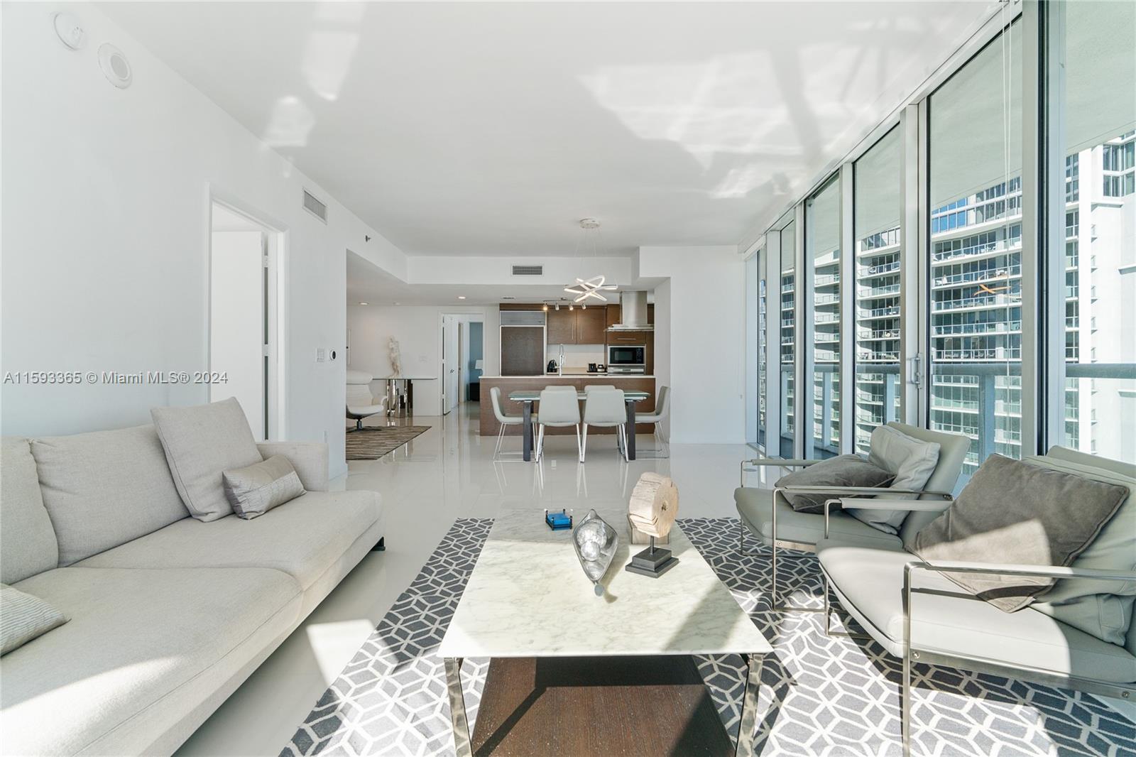 495 Brickell Ave # 4802