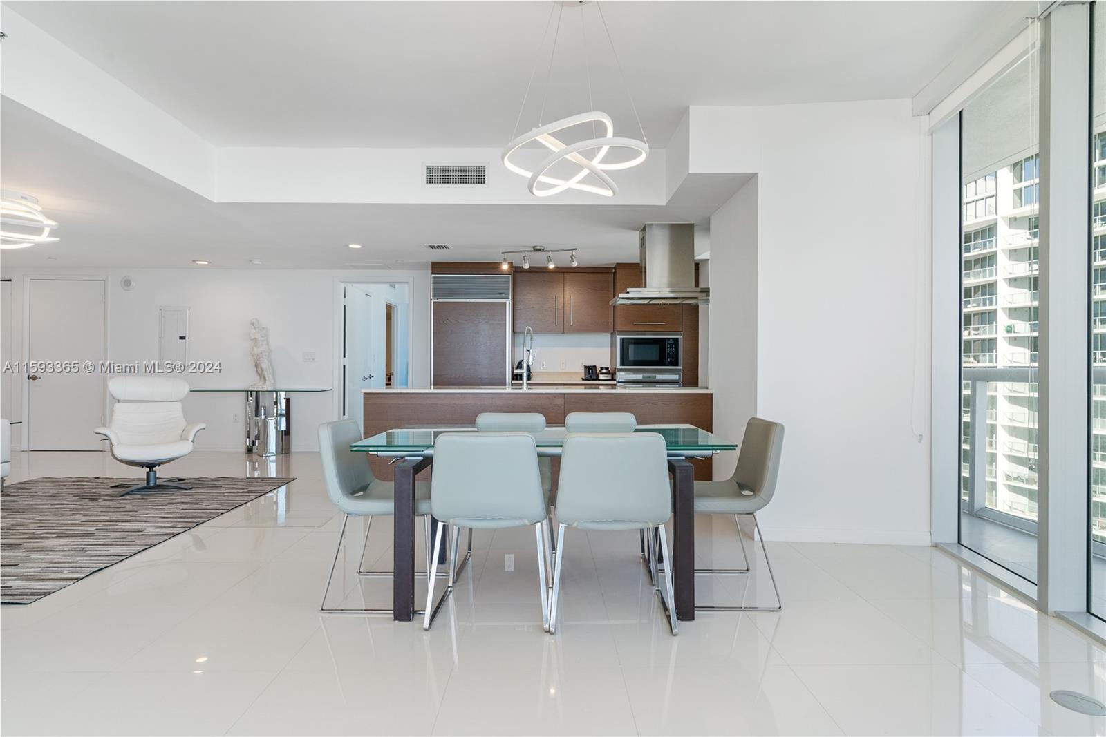 495 Brickell Ave # 4802