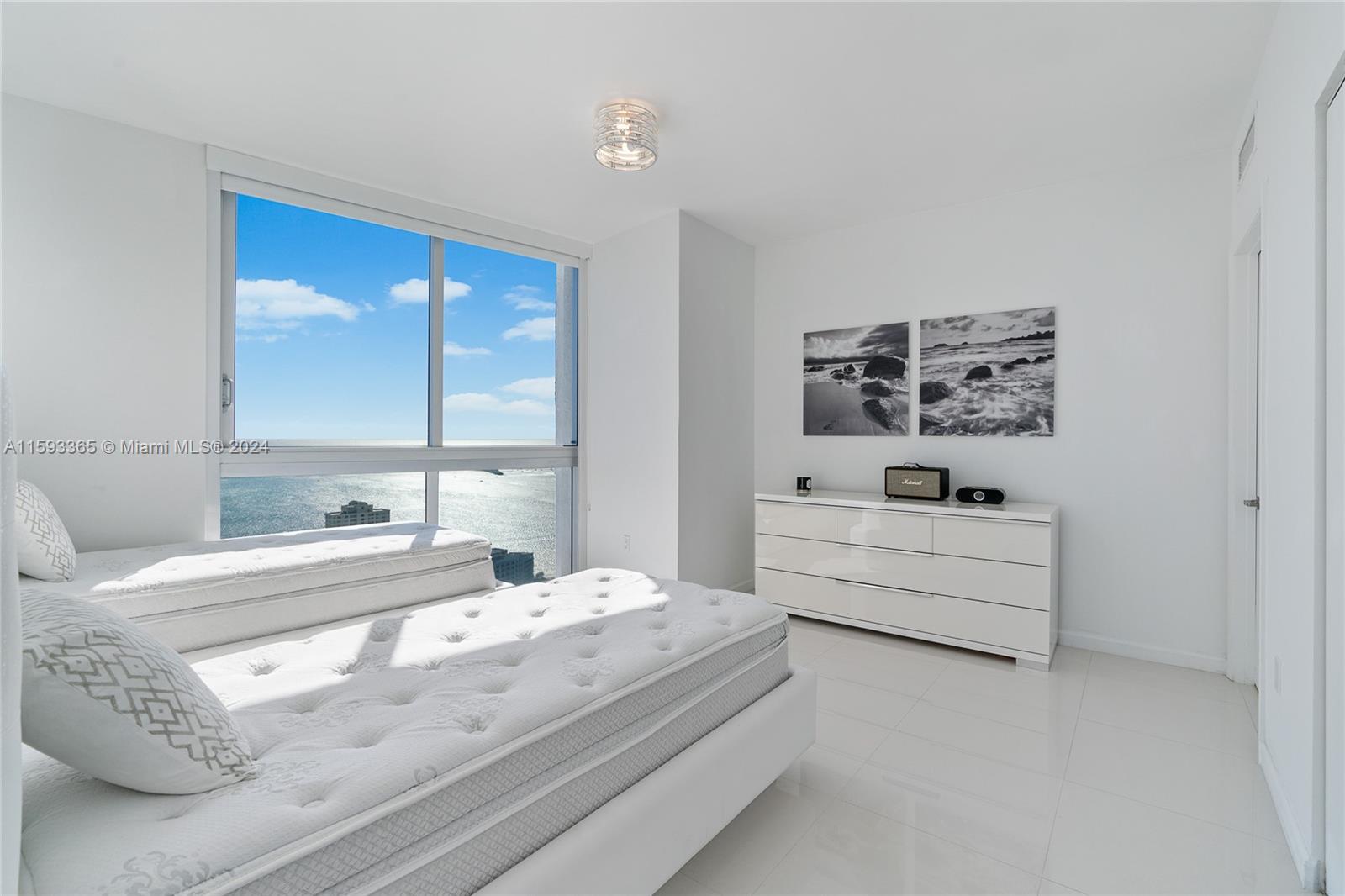 495 Brickell Ave # 4802