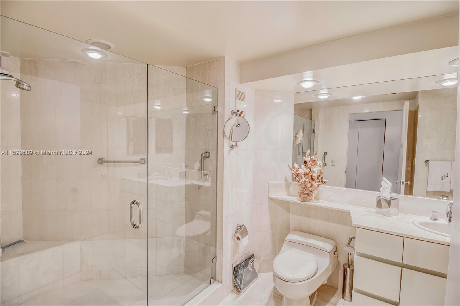 3000 Island Blvd # 1405