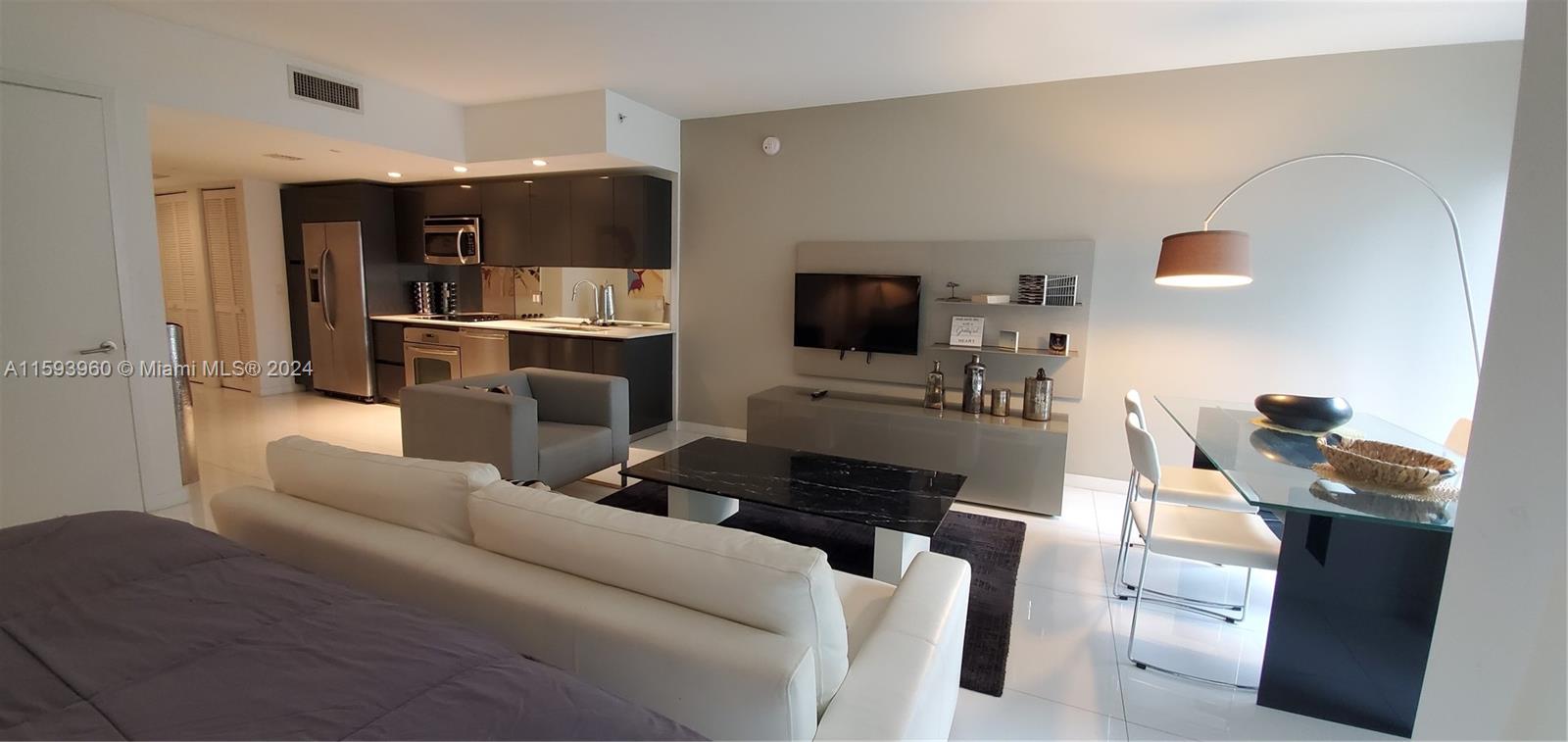 31 SE 6 STREET # 603