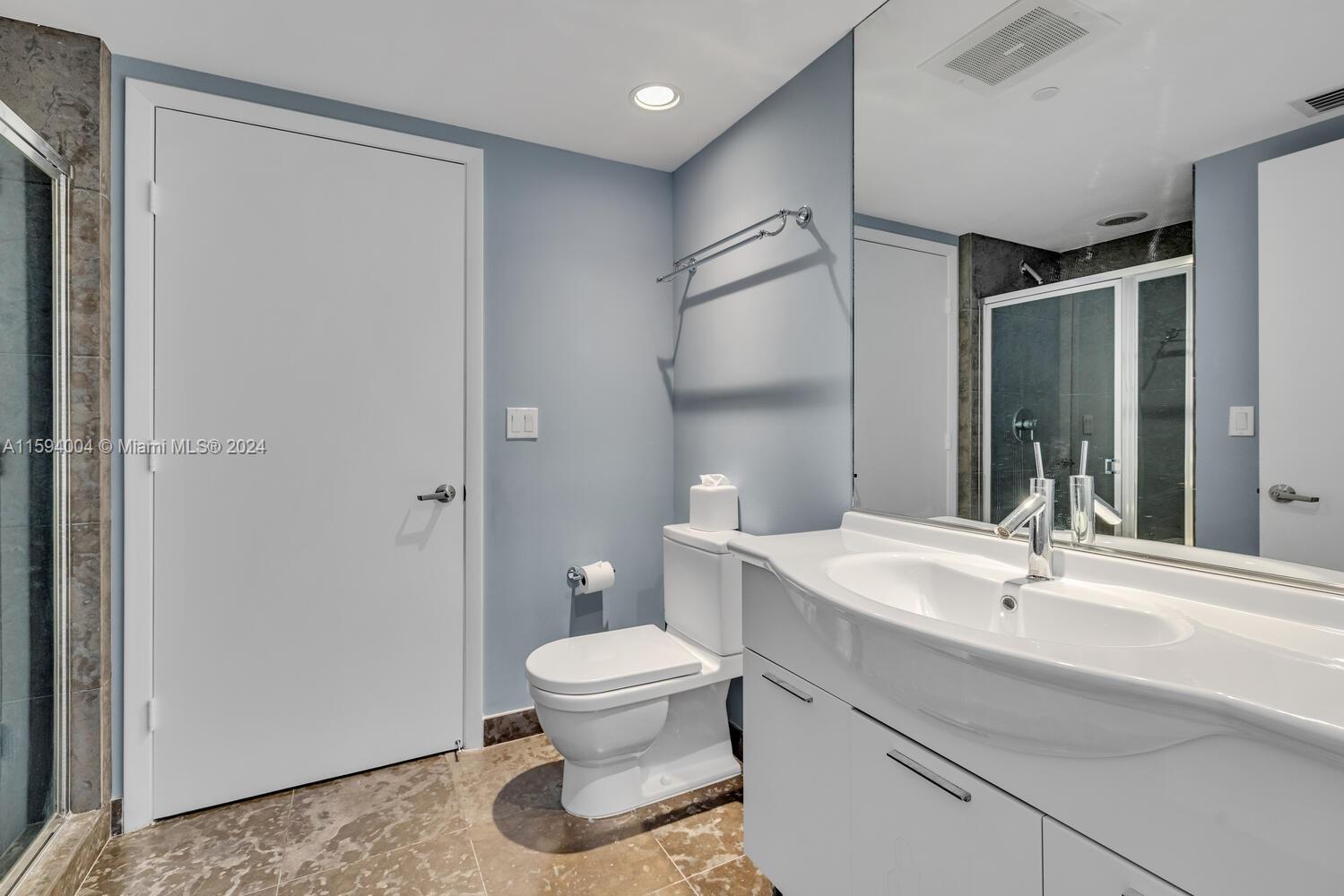 475 Brickell Ave # 2409