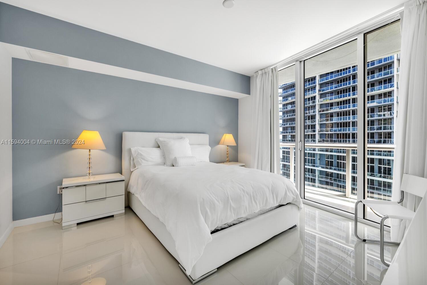 475 Brickell Ave # 2409